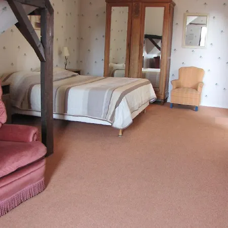De La Foret Hotel